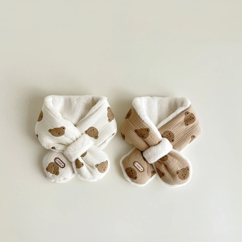 Écharpe coréenne imprimée ours pour bébé, foulard croisé en peluche pour enfants, garçons et filles, foulard chaud, hiver