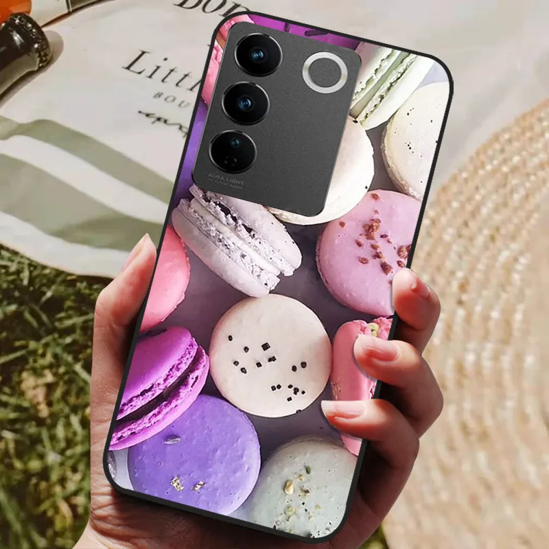Sleek Black Silicone Phone Case - Durable TPU Protective Cover