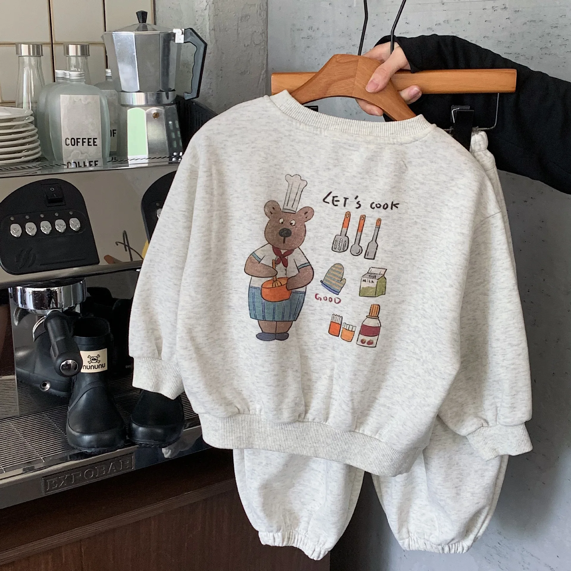 الخريف طفل الفتيان 2 قطعة مجموعة جولة الرقبة طويلة الأكمام الكرتون طباعة الرضع طفل رضيع أعلى مرونة الخصر جيب 1-6Y الصبي Sweatpants