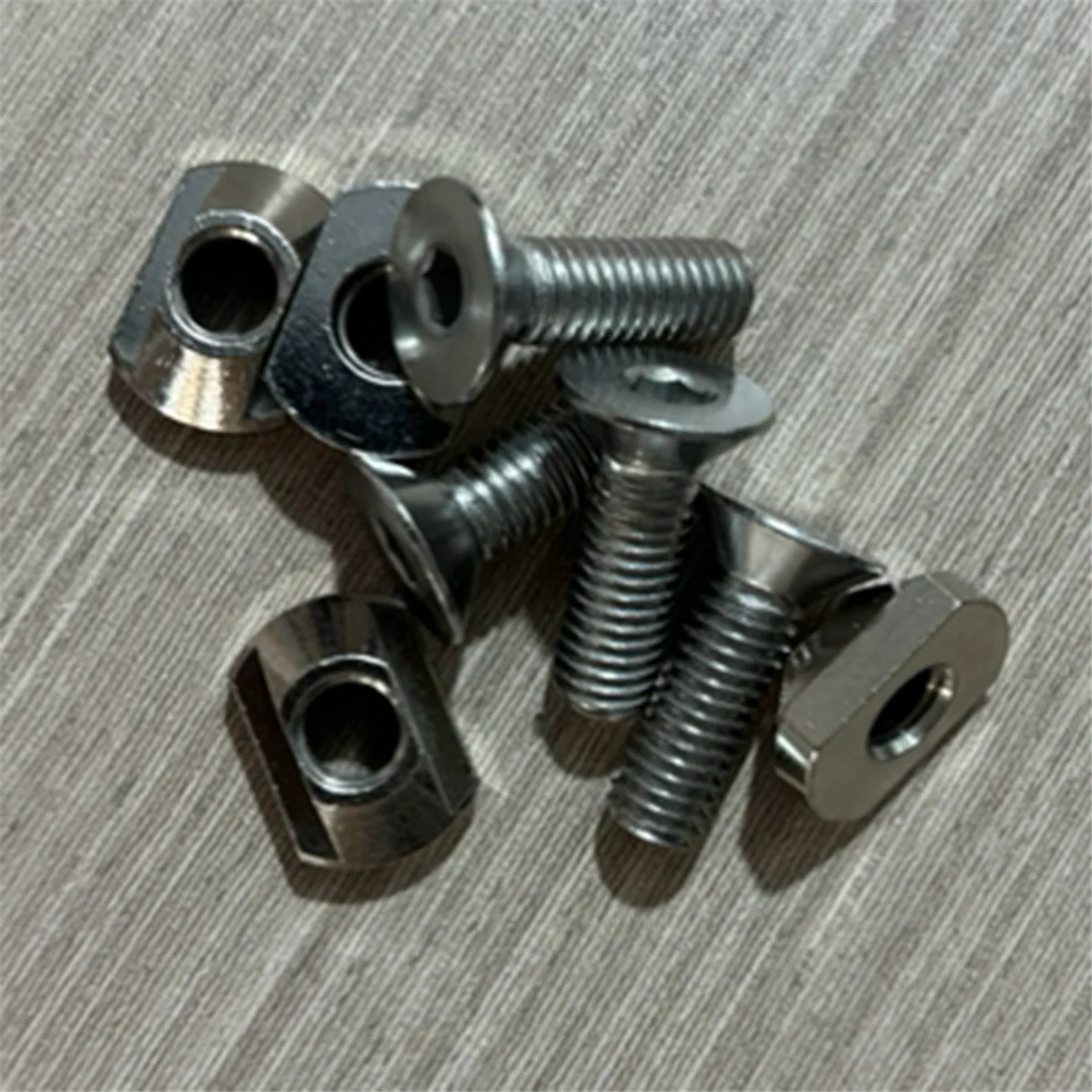 4Pcs M6 Hydrofoil Mounting Brass T-Nuts for Surfing All Hydrofoil Tracks Outdoors Surfing Accessories Silver hydrofoil mounting t nuts