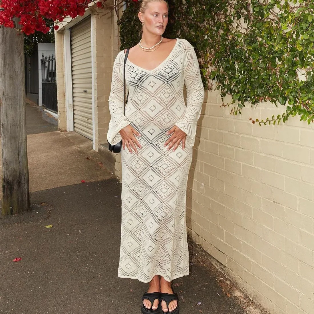 See-Through Loose Dress Flared Sleeve For Women Backless Hollow Out Holiday Beach Outfits V-Neck Pullover Maxi Dress 2025 18 See-Through Loose Dress Flared Sleeve For Women Backless Hollow Out Holiday Beach Outfits V-Neck Pullover Maxi Dress 2025