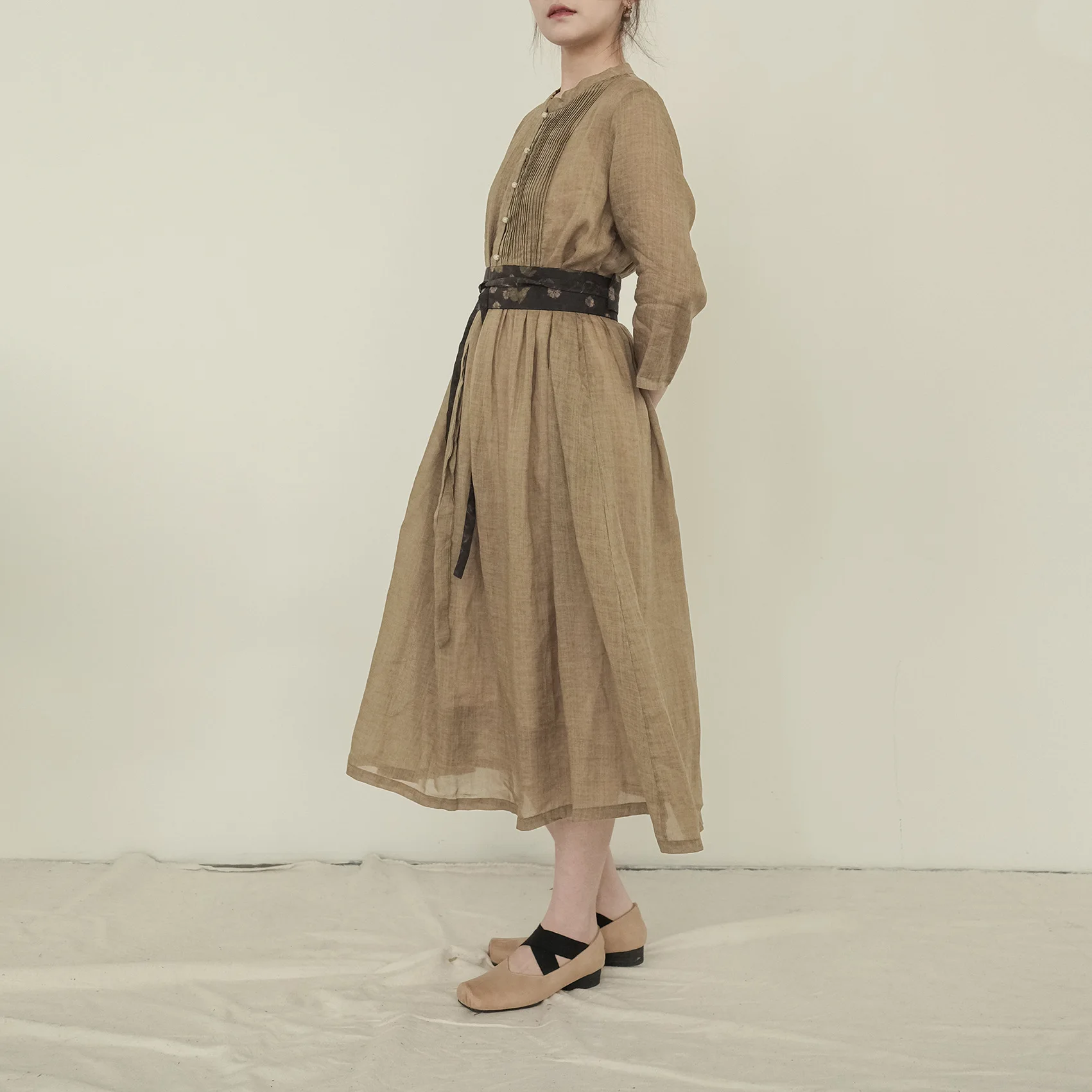 

2023 Summer New Ladies Cotton Linen Pleated Dress Fashion Women's Thin Ramie Elegant Organ Ramie Loose Causal Short Sleeve Dress