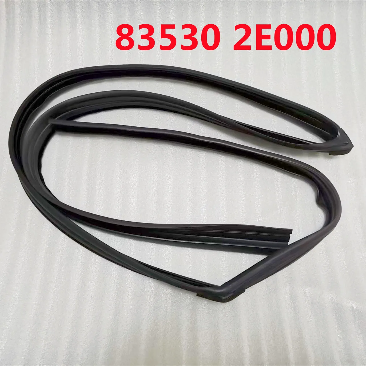 

Уплотнение левого заднего стекла для Hyundai Tucson 2004-2006 835302E000 83530-2E000