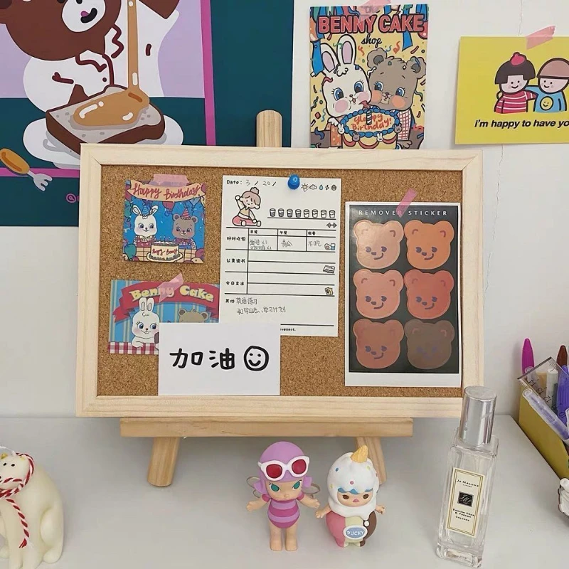 

Стенд с булавкой, пробковая доска, минималистичные скандинавские изображения, пробковая доска с буквами, дисплеем, сообщениями, палочками, ...