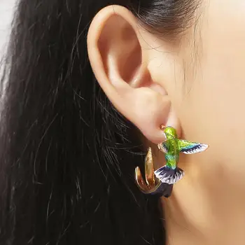European Vintage Hummingbird Green Stud Earrings – Elegant Bird Jewelry for Women - GloreeWorld
