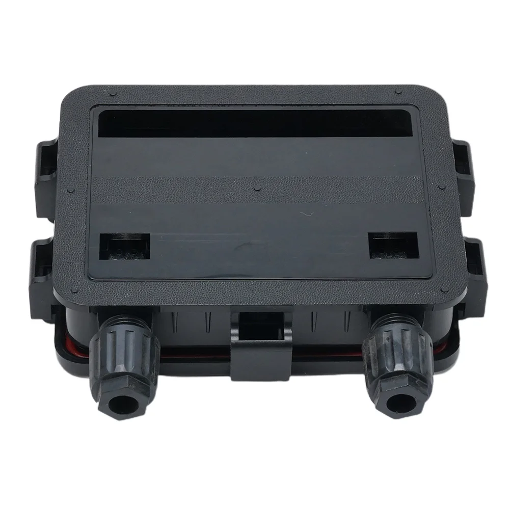 Description Picture 4 of item180W-300W Box Solar PV Junction Off-Grid Terminal Blocks Wire Connectors Solar PV Junction Box Solar Panel Junction Box