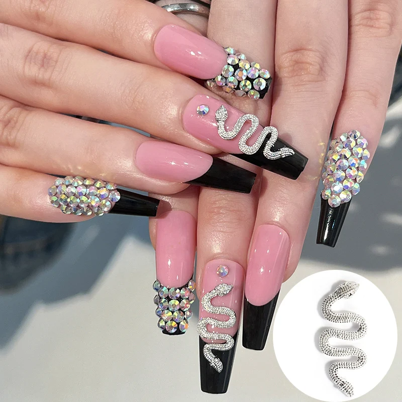 

3D Nail Charms Luxury Punk Alloy Snake Nail Art Decorations Accessories Rhinestones Manicure Tool Acrylic Press On Nail D066