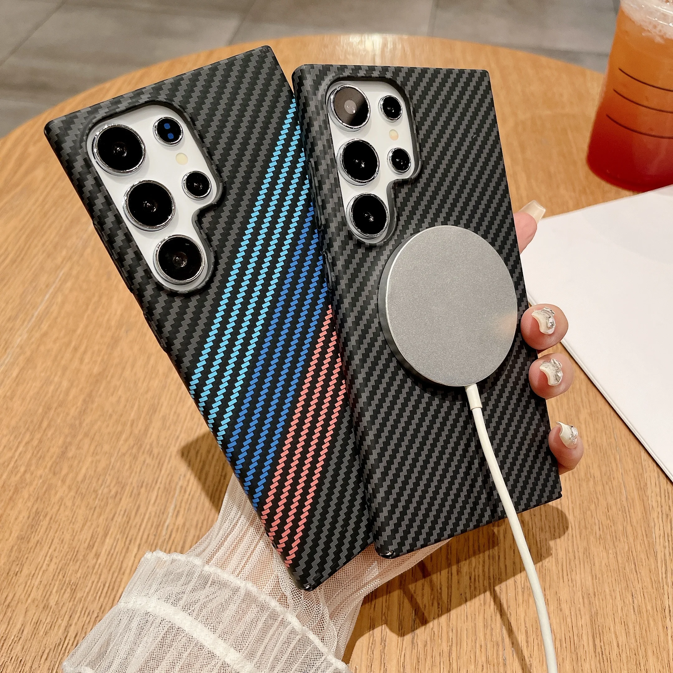 Ultra Thin Carbon Fiber Texture Magnetic Armor Case - Hard PC Cover