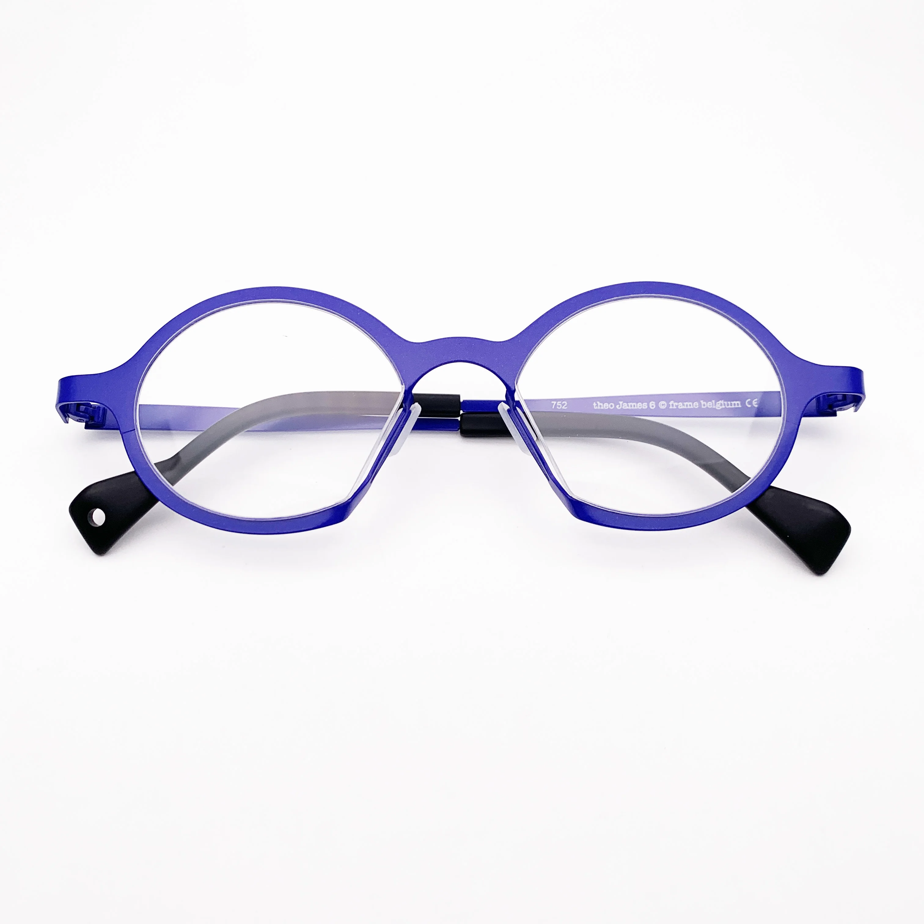 Belight Optical Belgium Theo Geometry Circle Titanium Round 
