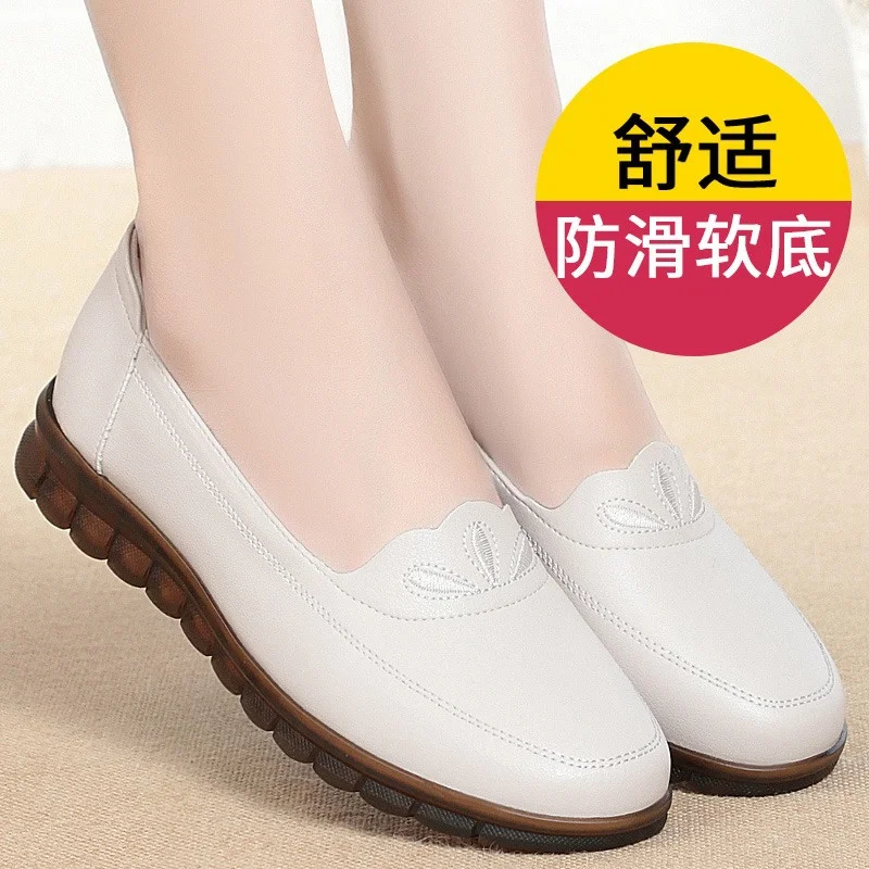 

Spring Women Flats Wedges Soft Leather Shoes Causal Slip-on Loafer Comfort Office Work Mother Soft Bottom Shoes