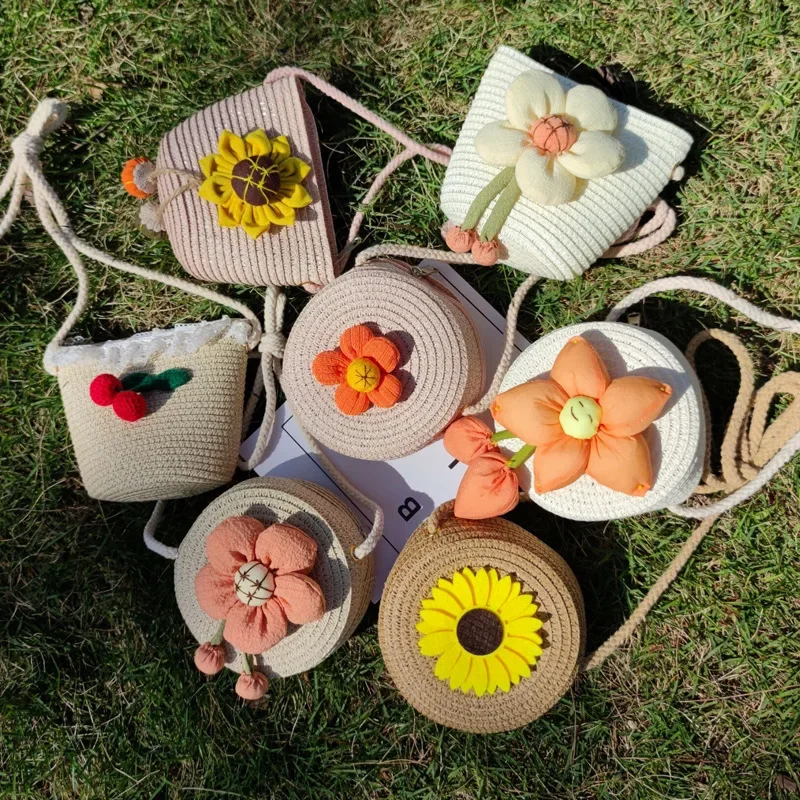 Kids Casual Shoulder Bag Handmade Straw Weaved Cute Mini Flower Messenger Bag Fashion Accessories Children Bag