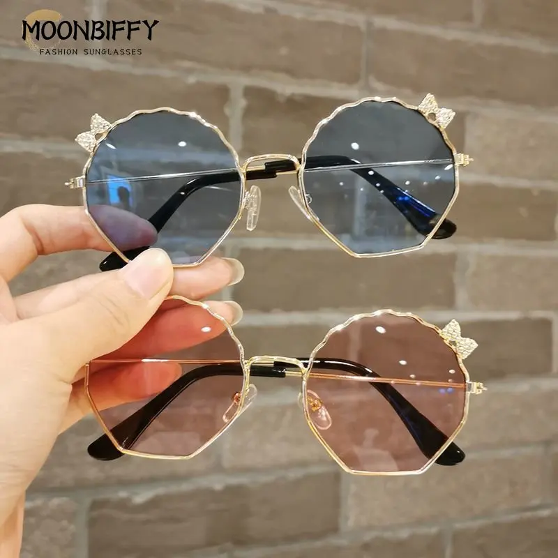 New Fashion Children's Sunglasses Boys and Girls Anti-UV Sun Glasses Baby Cute Bow Little Girl Shell Glasses Metal Frame_voghion.com
