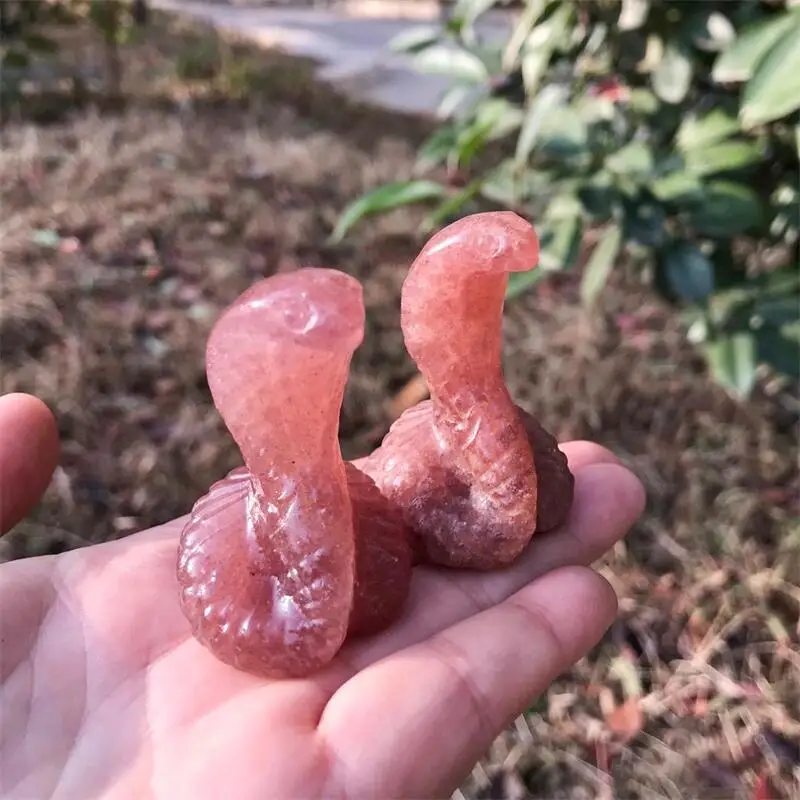 

5cm Natural Strawberry Quartz Snake Crystal Animal Carving Crafts Healing Energy Stone Fashion Home Decoration Gift 1PCS