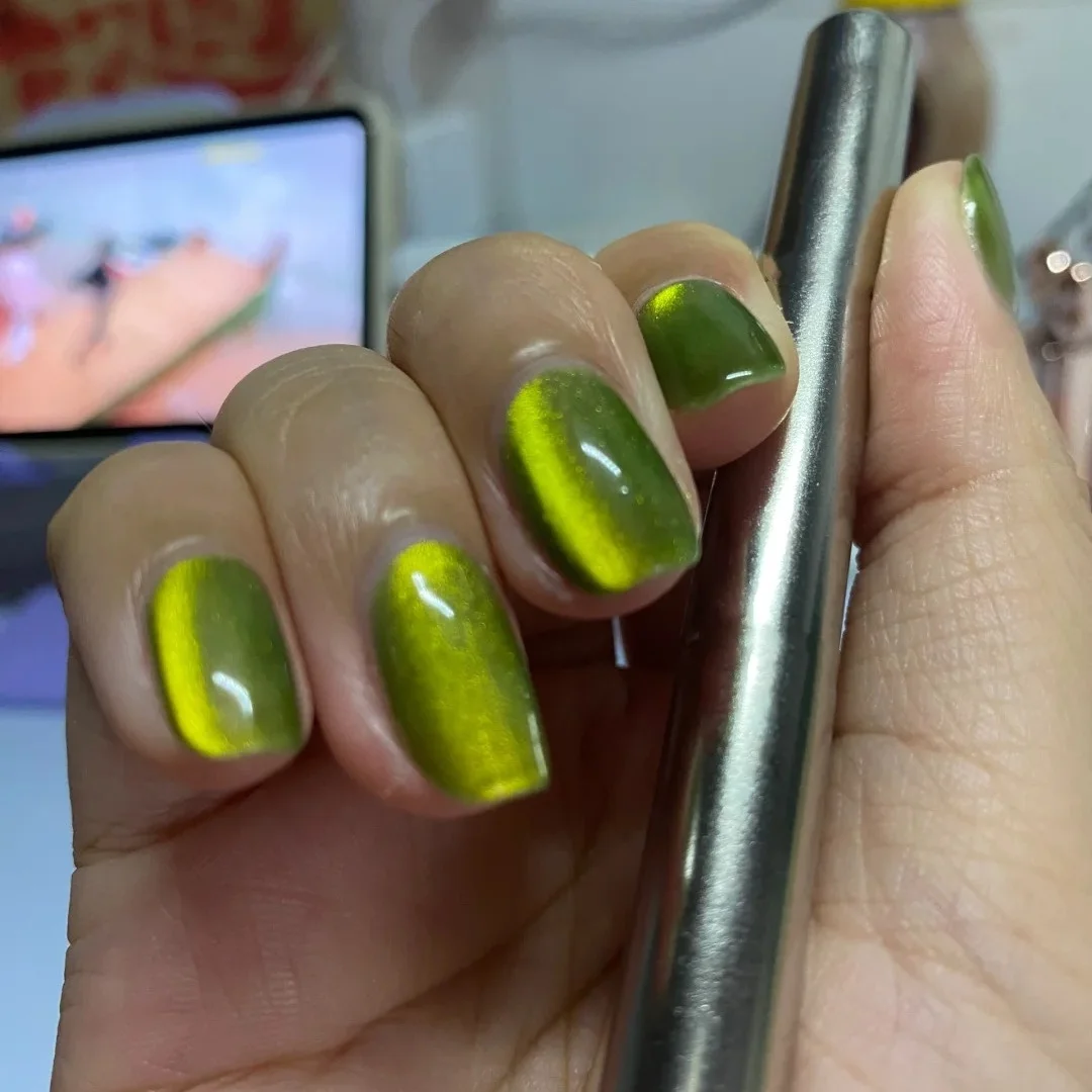 1PC Cat Eye Nail Magnetic Stick Cylindrical Magnet for Cat Eye UV Gel Polish Snowlight Glitter Effect Tools Manicure Design Tool