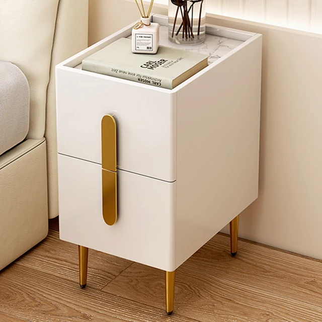 현대적이고 편안한 카페 침대 테이블