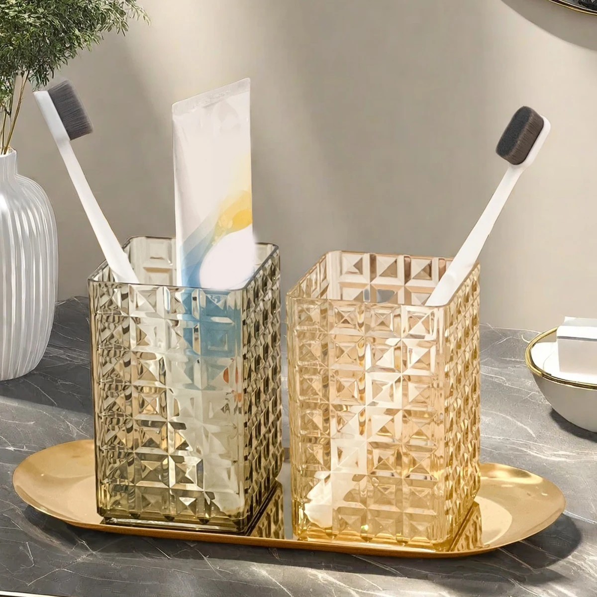 Transparent Plastic Mouthwash Cup Reusable Toothbrush Holder_voghion.com