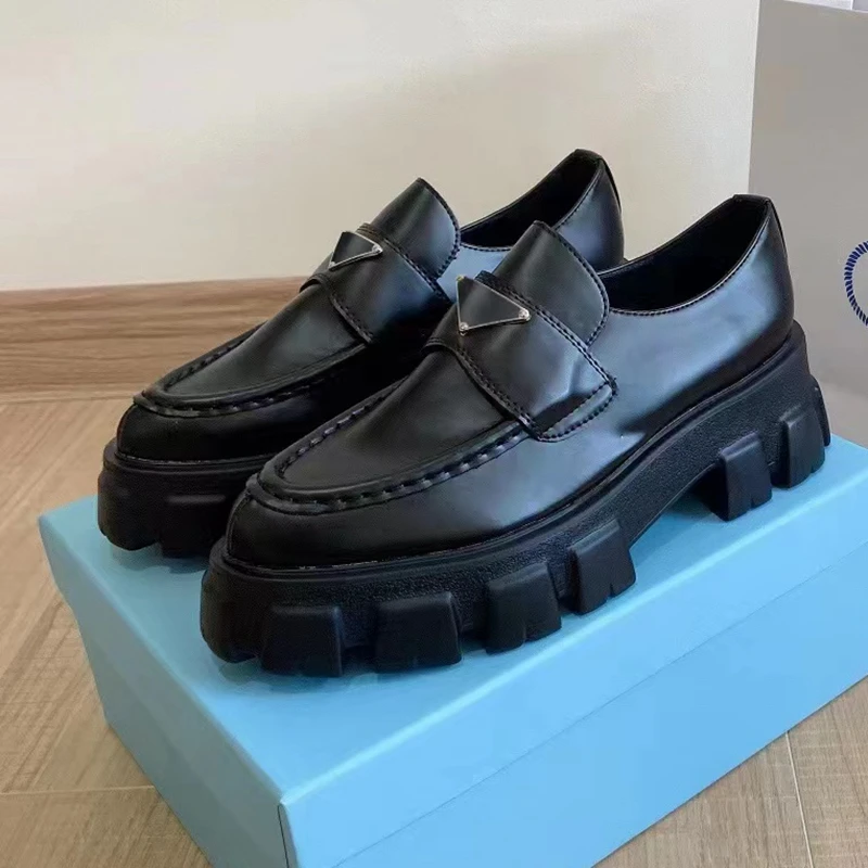 2025 English Style Original Thick Bottom 5cm Height Increasing Loafers Shoes for Men Genuine Leather Shiny Leather Casual Shoes 2