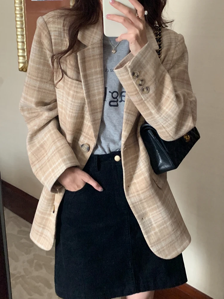 

Women Vintage Plaid Woolen Blazer Jackets Single Breasted Casual Elegant Loose Suit Coats Office Korean Fashion Solid Work Cloth