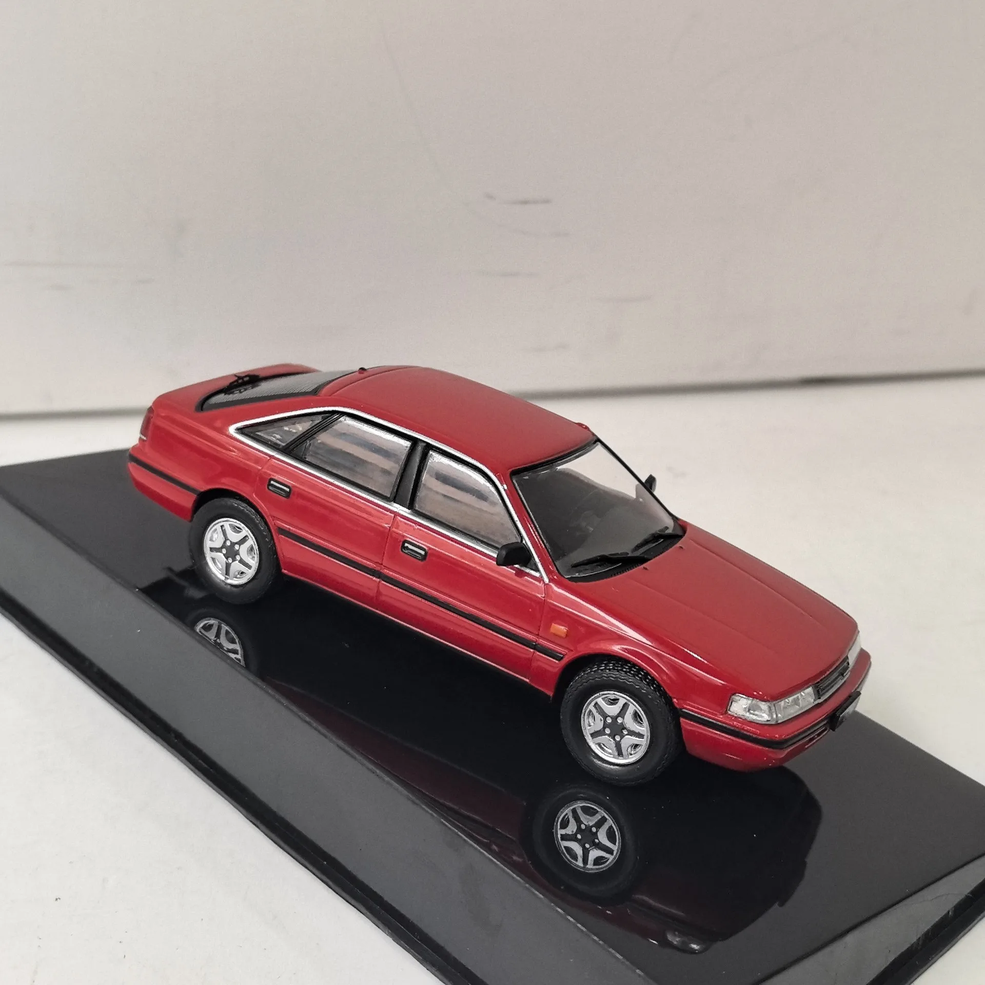 IXO 1:43 Scale Mazda 626 1987 Alloy Car Model Toy Diecast