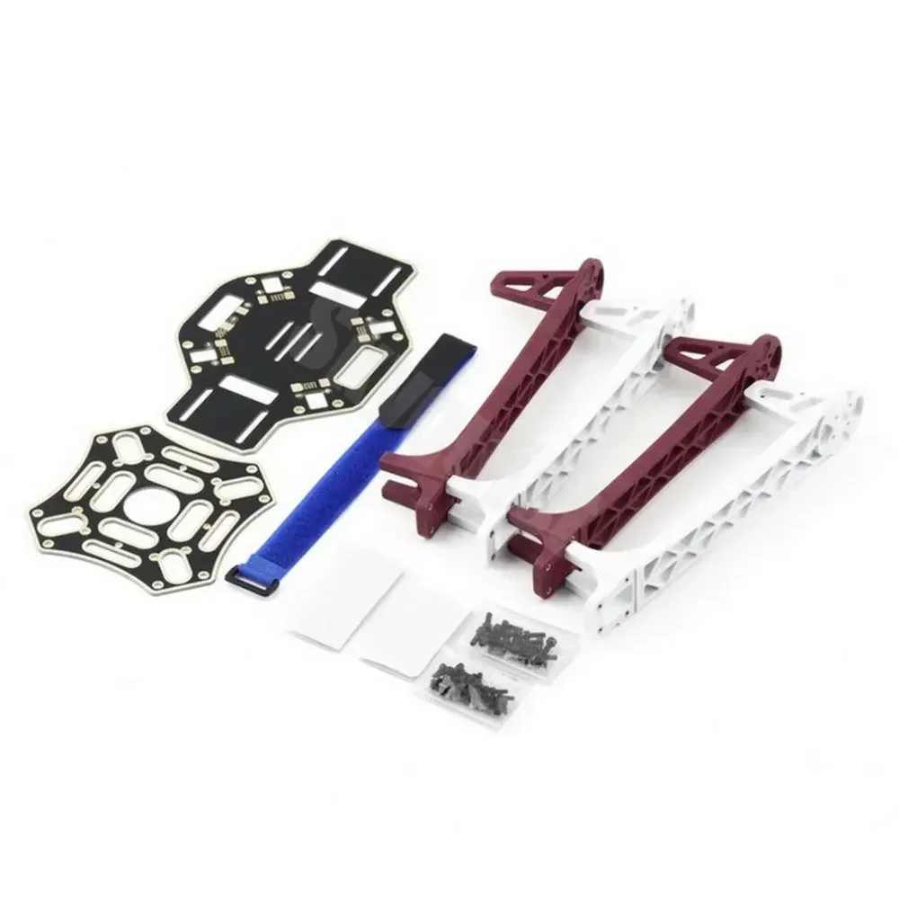 Moteurs brushless 2212 920KV et ESC 30A fixés sur le châssis F450 450mm.