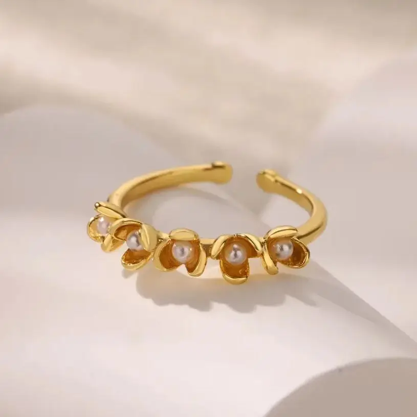 Stainless Steel Cubic Zirconia Flower Adjustable Ring for Women