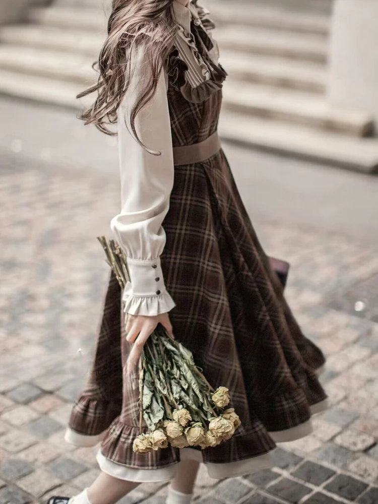Vintage Lolita Two-Piece Dress - Plaid Bow Slim Fit Skirt for Women Winter 2024 Fashion