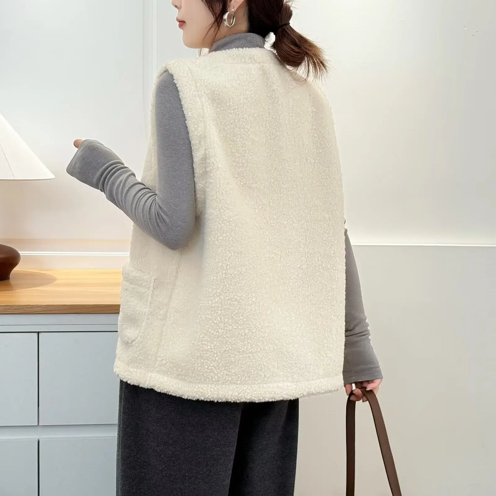 XXXXL Fashion Plus Size Women's Sleeveless Vest New Versatile Thickened Polar Fleece Casual And Warm Waistcoat 963