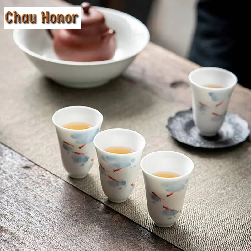 2pc/set Pure Hand-painted Fish Play Ceramic Sample Tea Cup White Porcelain Tea Maker Fragrance-smelling Cup Kung Fu Teaware 40ml