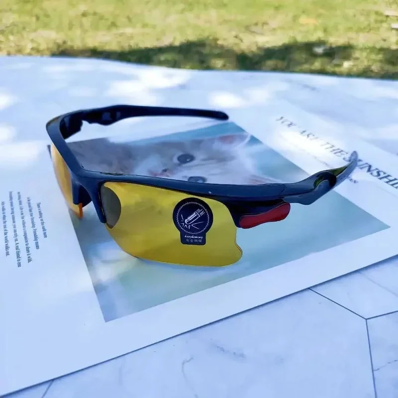 1-4Pcs 나이트 비전 안경 PC 프레임 편광 선글라스 남자 야외 스포츠 선글라스 주야간 비전 드라이버 나이트 안경