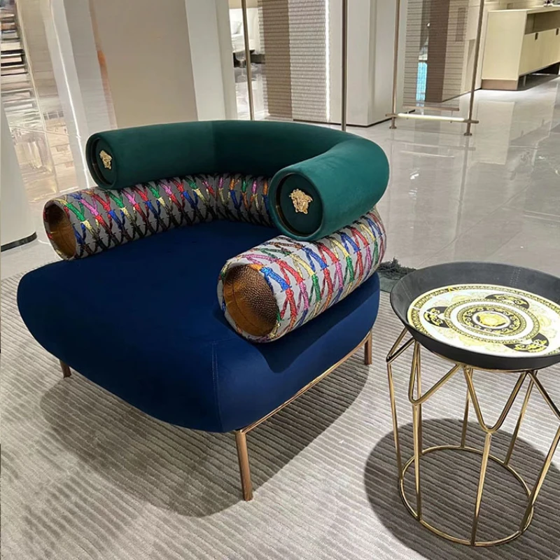 

Italian Living Rooms Sofa Home Creative Leisure Fabric Simple Designer Sofa Luxury Medieval Relaxing Divano Letto Furniture