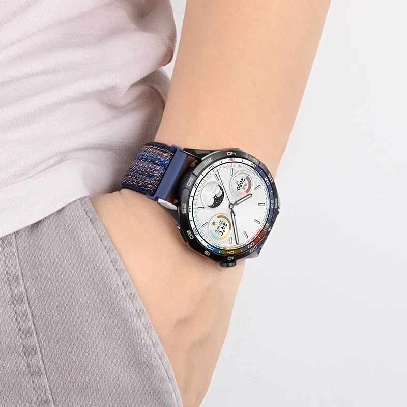 Smart Watch Nylon Loop Bracelet Strap - 20mm/22mm Adjustable Band