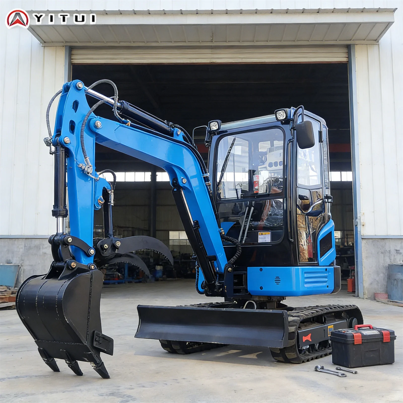 YITUI 3 Ton Hydraulic Mini Excavator, Best Selling Model, Equipped with Accessories, Customizable Euro 5, Suitable for Home Use - Image 3
