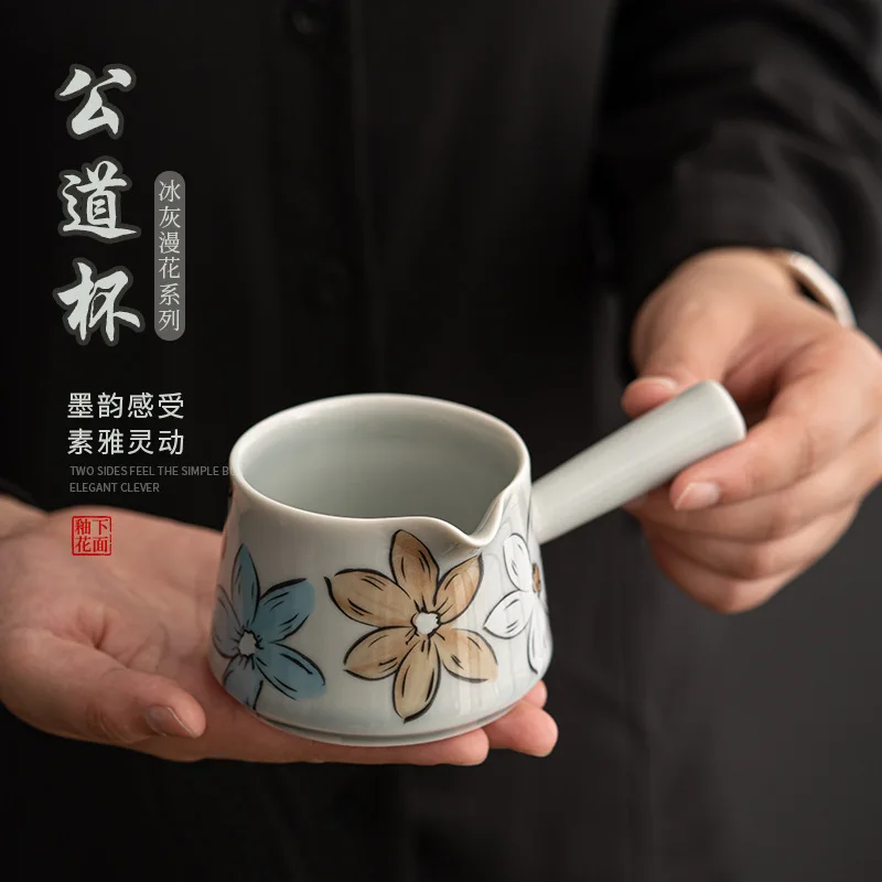 

Ледяной серый керамический кувшин с боковой ручкой, японский кувшин для чая Сакура, кувшин для чая, для чайной церемонии, яркая кружка, гонг дао Бэй