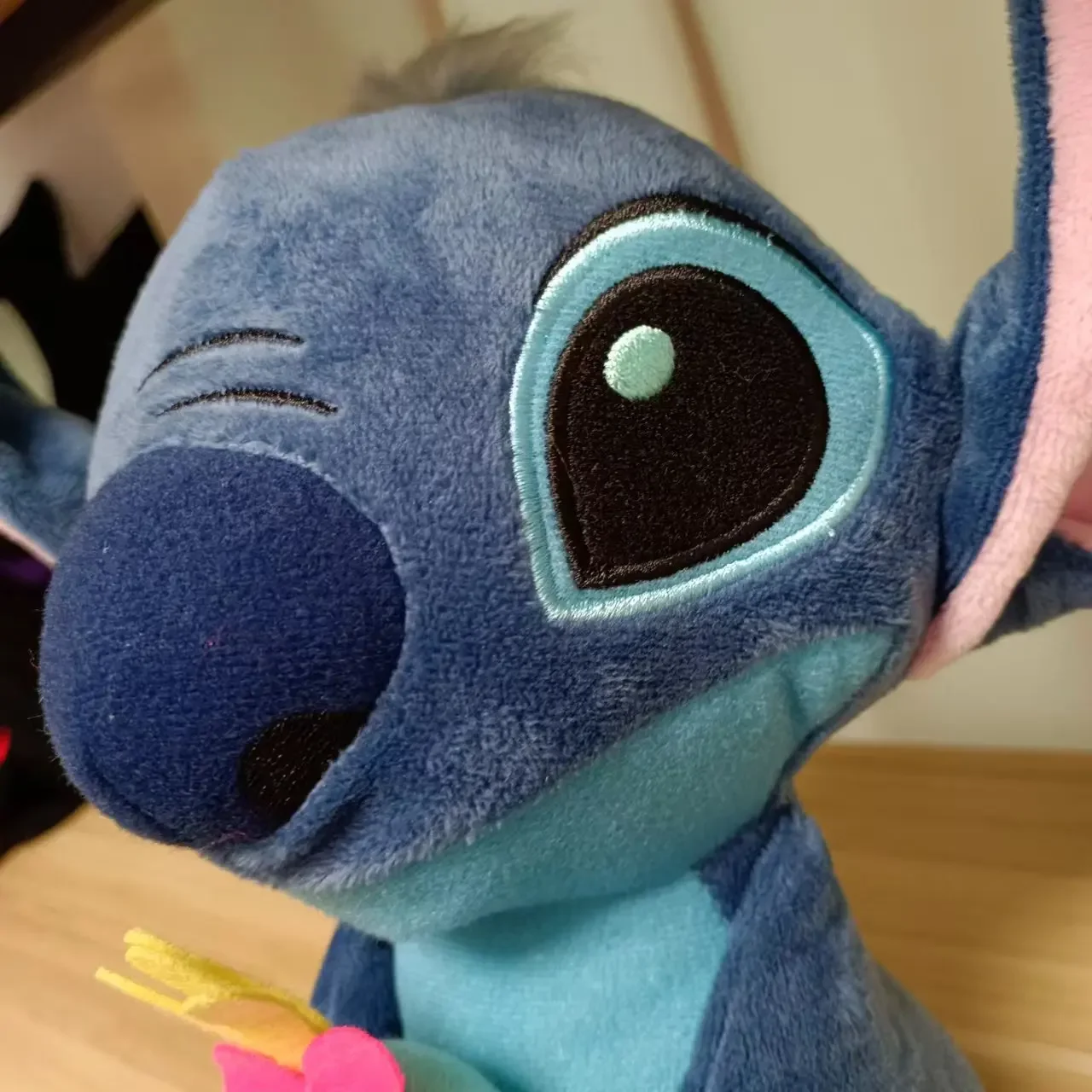 Poupée en peluche Disney Stitch