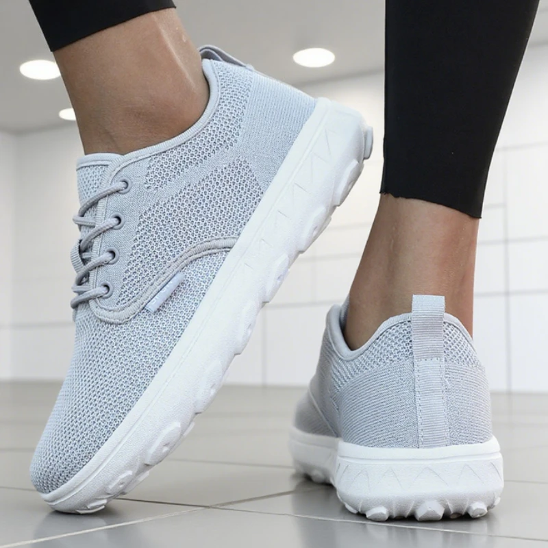 Men's and Women's Barefoot Shoes Wide Version Simple Platform Walking Sneaker Lace Up Outdoor Lightweight Casual Running Shoes