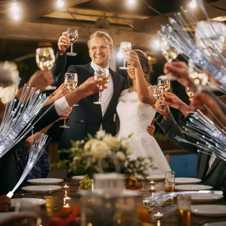 Bacchette nuziali 30 pezzi, bacchette di pizzo romantiche con nastri nuziali, bacchetta magica di seta, bacchette magiche con campane a nastro, bomboniere, festa di compleanno di matrimonio