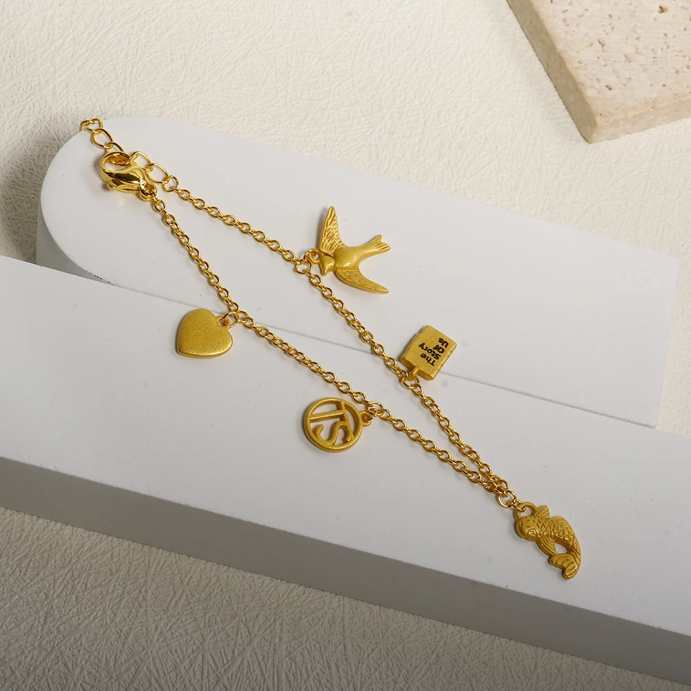 Louis Vuitton® Blooming Supple Necklace Gold. Size in 2023  Feminine  necklace, Louis vuitton necklace, Womens fashion jewelry