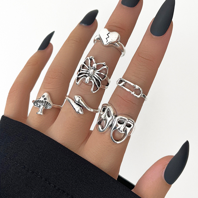 Punk Metal Multi Element Ring Set For Women Men Antique Silver Butterfly Snake Skull Finger Rings Gothic Jewelry Gift