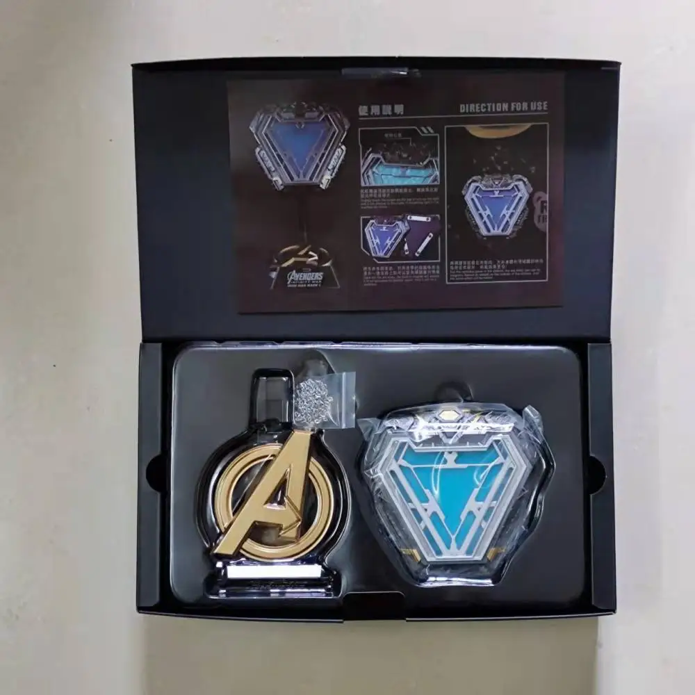 

Movie Marvel The Avengers Iron Man Figure Wearable Ark Reactor Model Little Tree Man Desktop Decorations Decorate Toys Gift
