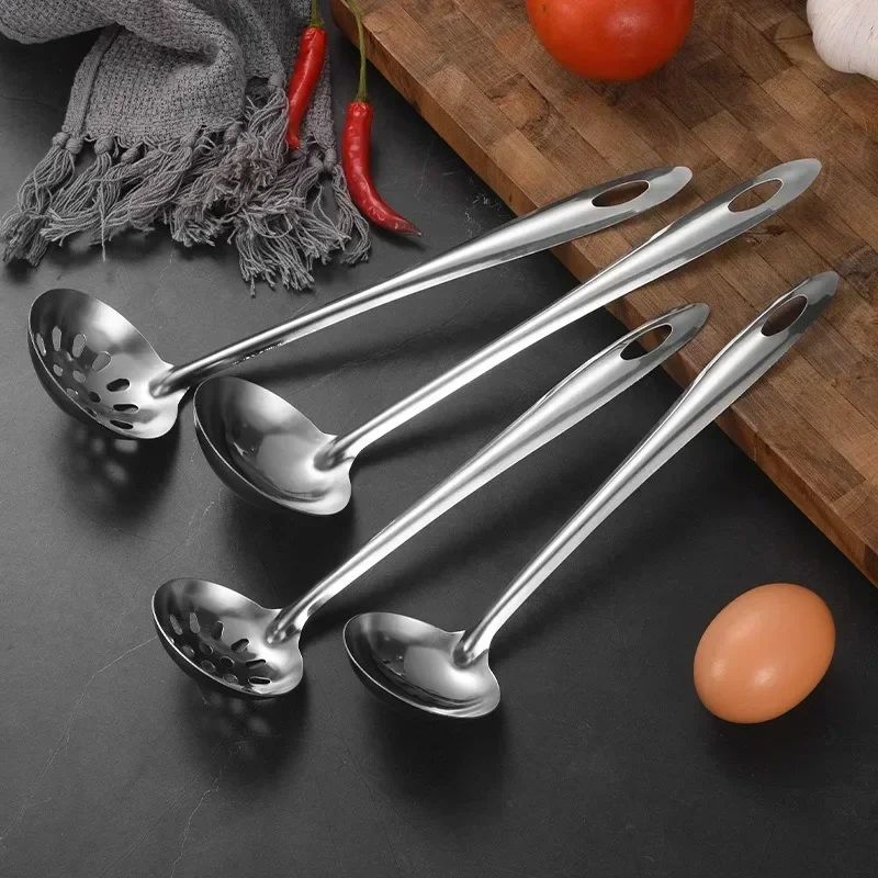 Stainless Steel Long Handle Spoon Colander Hot Pot Ramen Soup Ladle Korean Noodles Scoop Kitchen Tableware Cooking Utensils