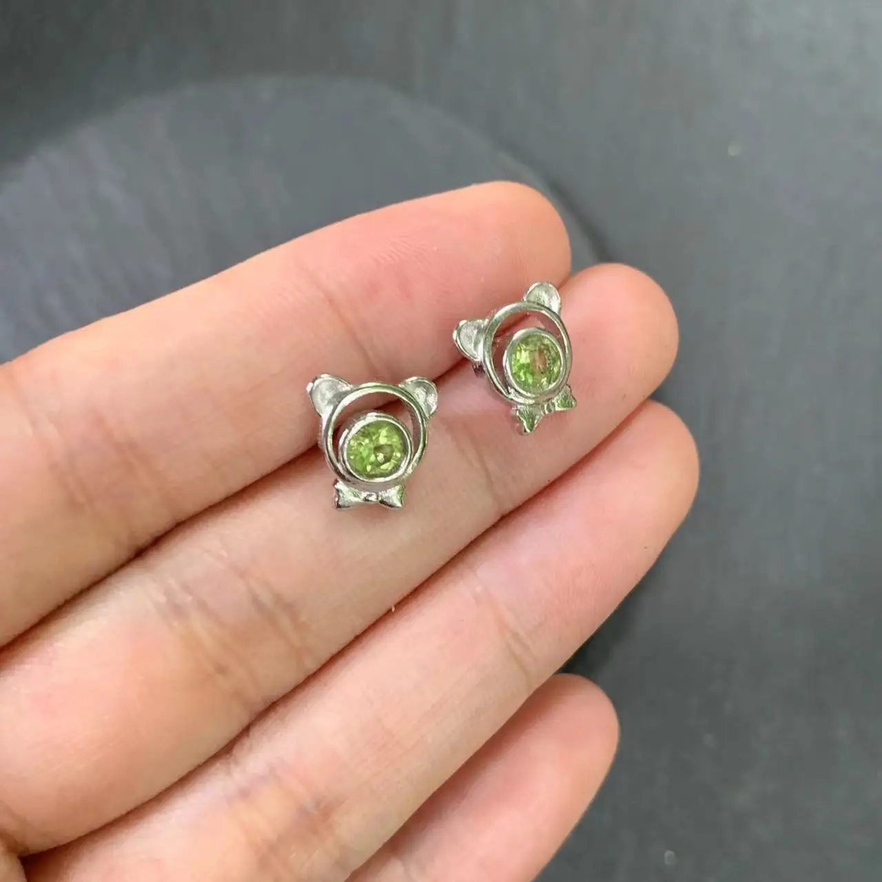 Bear Natural Peridot 925 Sterling Silver Stud Earrings for women Jewelry Gift blue Prevent allergy gem jewelry Genuine stone