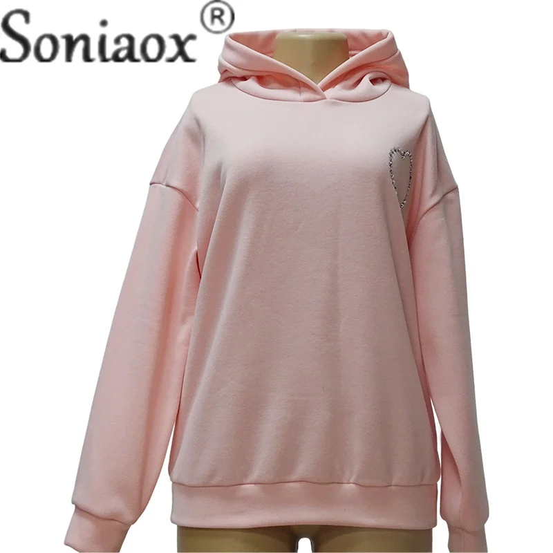 Рисунок 5 - Модные толстовки с открытой спиной