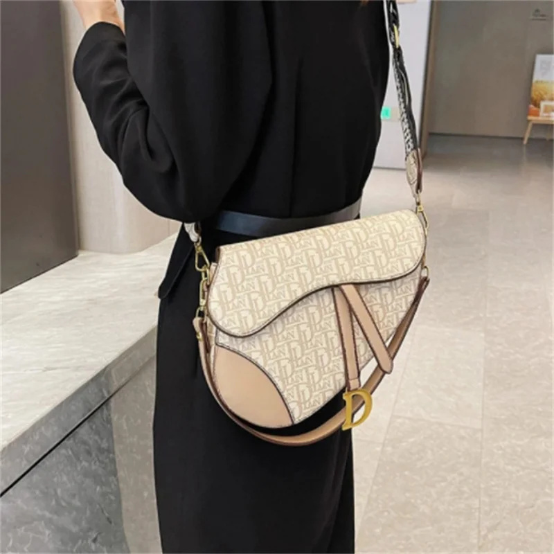 Luxury Designer Ladies Large Capacity Letter Underarm Bag Girls Handbag PU Crossbody Saddle Bag Cross Square Bags