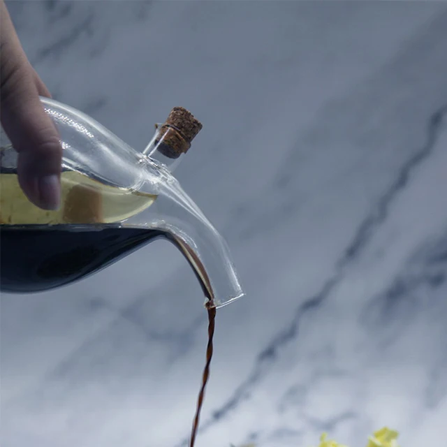 Set Di 2 Bottiglie Dispenser Per Olio E Aceto - Plastica Senza BPA, Beccuccio Antigoccia, Coperchio Ermetico - Foto 3