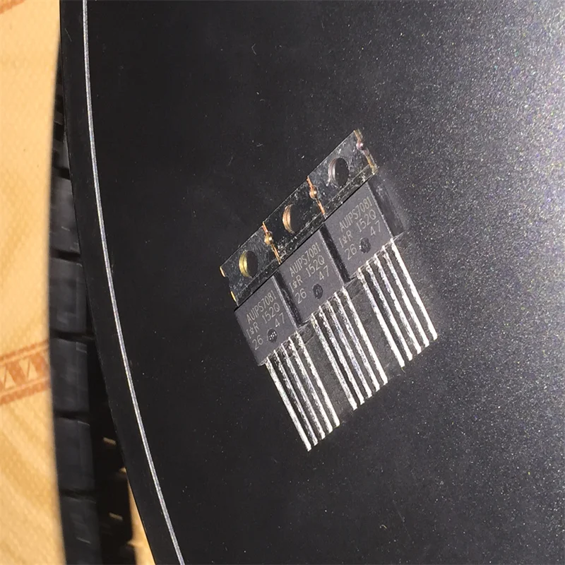

AUIPS7081PBF TO-220-5 новая и оригинальная фотография, 1 шт.