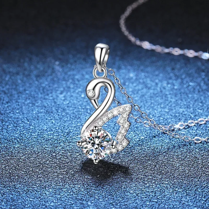 S925 Sterling Silver Moissanite Pendant Necklace for Women,1 Carat