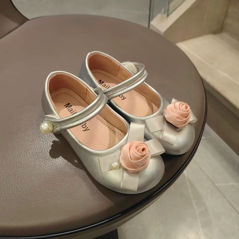 Girls Princess Shoes New Kids Fashion Flower Leather Shoes Children Elegant Temperament Dance for Party Wedding