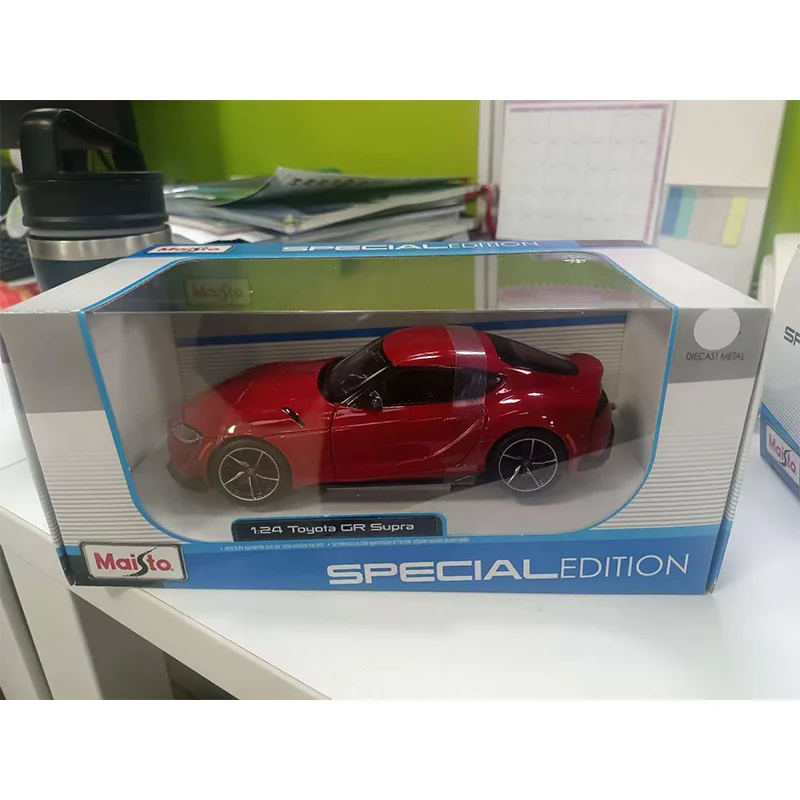 Maquette Toyota GR Supra Grise Maisto 1/24 - Miniature Métal Moulé Sous Pression, Boîte Neuve