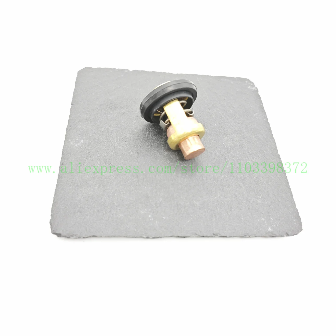 

Outboard Thermostat 60°C 19300-881-761 for Ho-nda boat engine BF5 To BF100