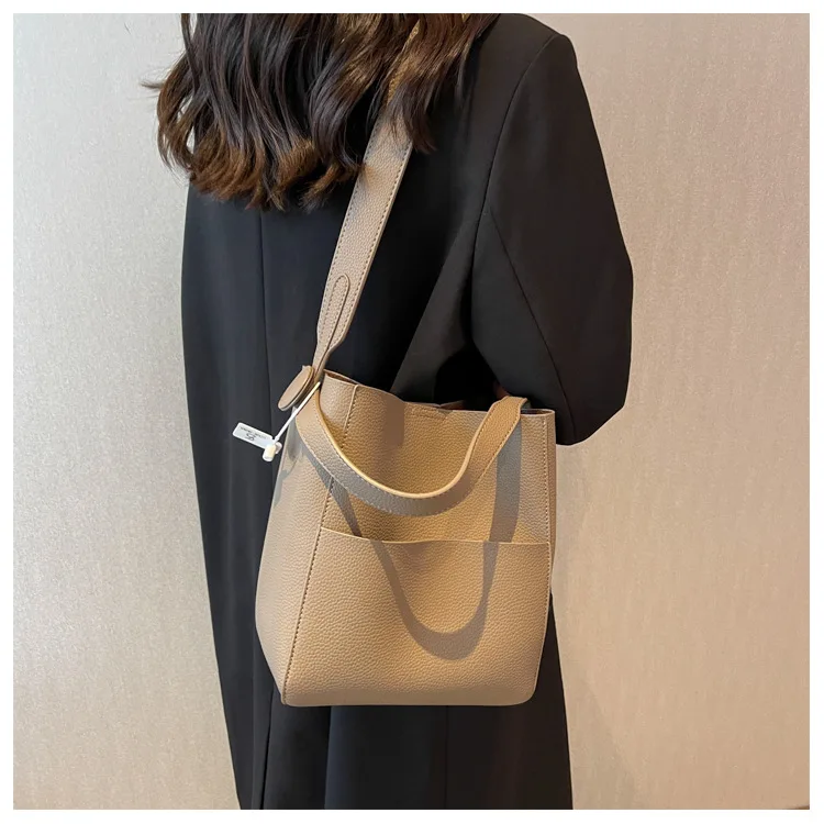 Fashion Pu Bucket Bag Handbag Women's High-end One-shoulder Diagonal Bag Large-capacity Commuter Tote Bag Underarm Bags 2023
